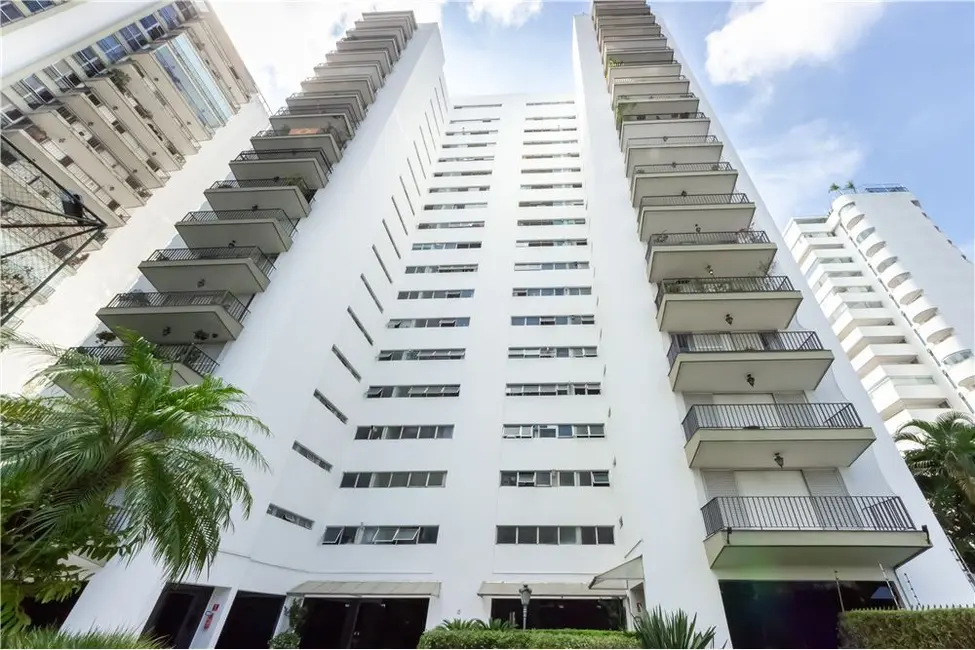 Apartamento com 3 quartos à venda, 168m2 em Moema, São Paulo - SP - imagem 3 Foto 3 de Apartamento com 3 quartos à venda, 168m2 em Moema, São Paulo - SP