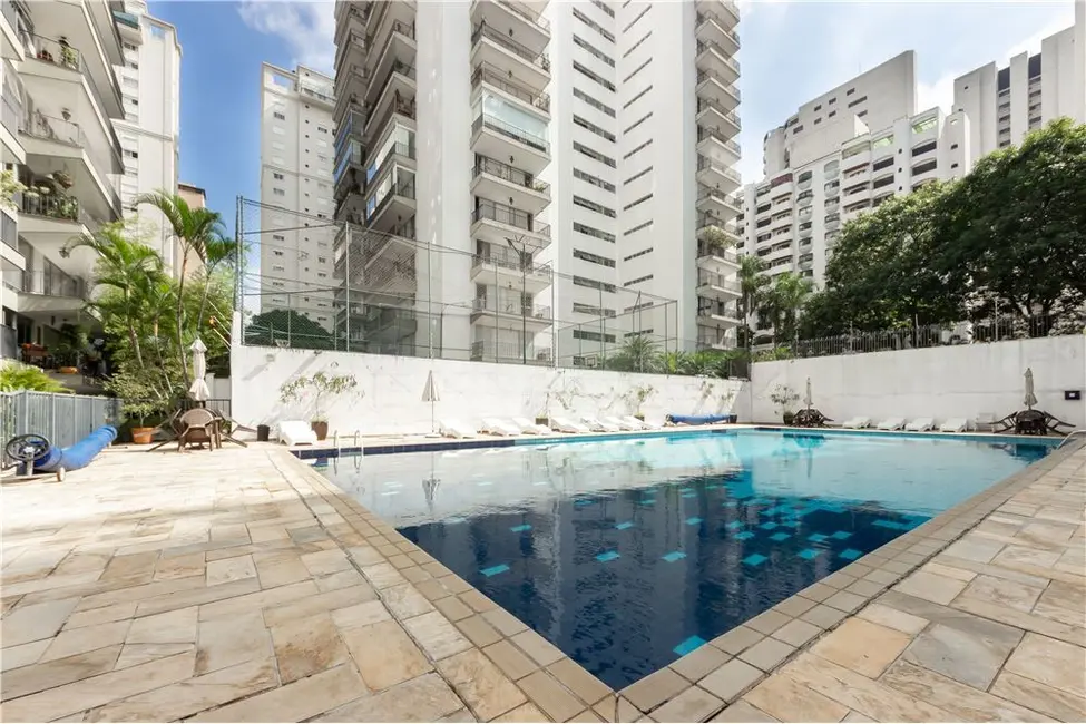Apartamento com 3 quartos à venda, 168m2 em Moema, São Paulo - SP - imagem 4 Foto 4 de Apartamento com 3 quartos à venda, 168m2 em Moema, São Paulo - SP