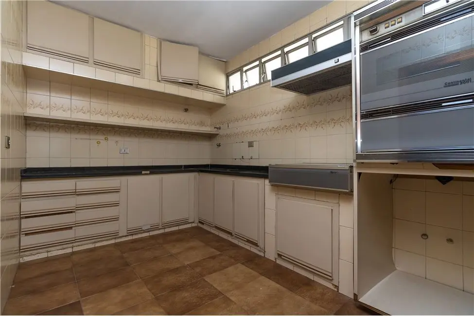 Foto 2 de Casa com 4 quartos à venda, 218m2 em Jardim Leonor, São Paulo - SP