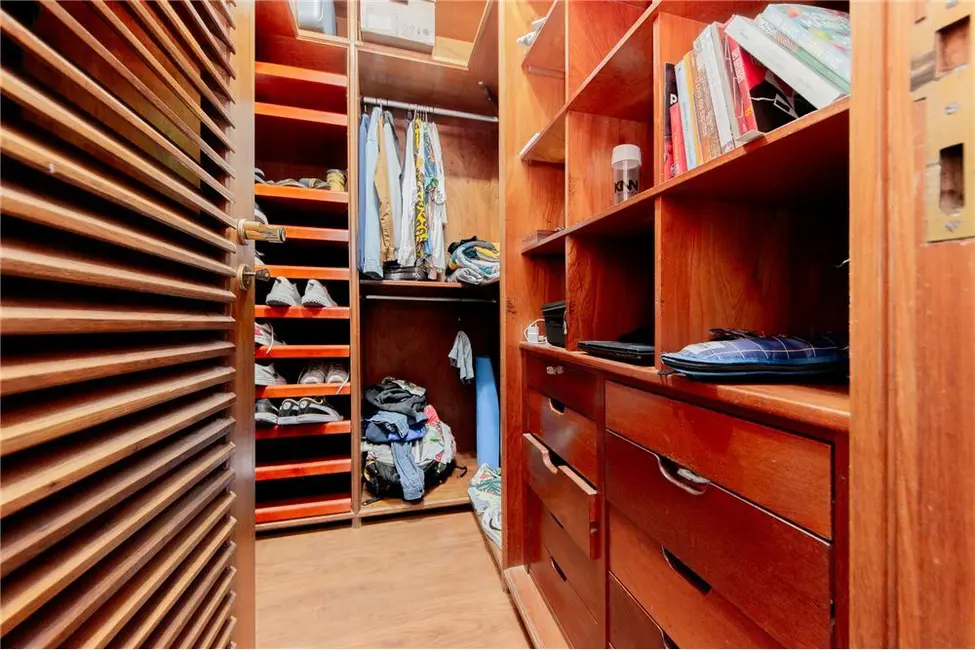 Apartamento com 3 quartos à venda, 189m2 em Morumbi, São Paulo - SP - imagem 9 Foto 9 de Apartamento com 3 quartos à venda, 189m2 em Morumbi, São Paulo - SP