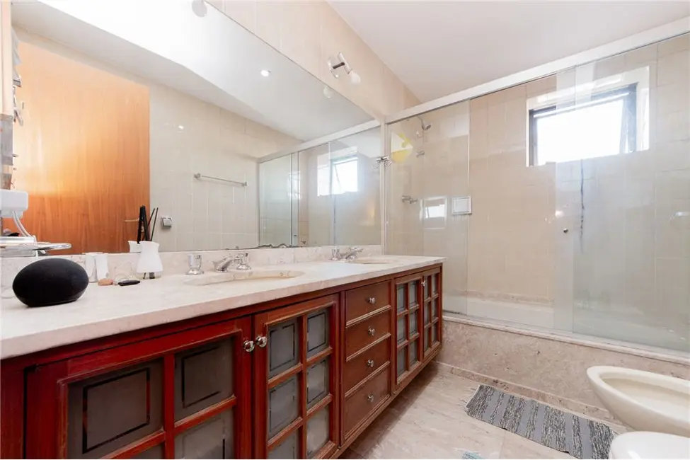 Apartamento com 3 quartos à venda, 189m2 em Morumbi, São Paulo - SP - imagem 8 Foto 8 de Apartamento com 3 quartos à venda, 189m2 em Morumbi, São Paulo - SP