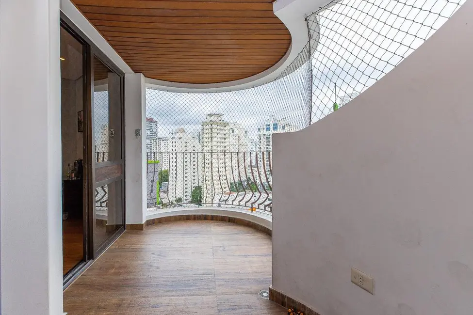 Apartamento com 3 quartos à venda, 146m2 em Moema, São Paulo - SP - imagem 8 Foto 8 de Apartamento com 3 quartos à venda, 146m2 em Moema, São Paulo - SP