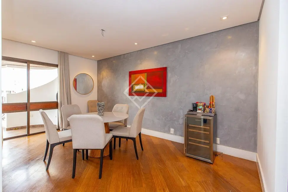 Apartamento com 3 quartos à venda, 146m2 em Moema, São Paulo - SP - imagem 5 Foto 5 de Apartamento com 3 quartos à venda, 146m2 em Moema, São Paulo - SP