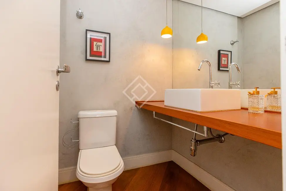 Apartamento com 3 quartos à venda, 146m2 em Moema, São Paulo - SP - imagem 4 Foto 4 de Apartamento com 3 quartos à venda, 146m2 em Moema, São Paulo - SP