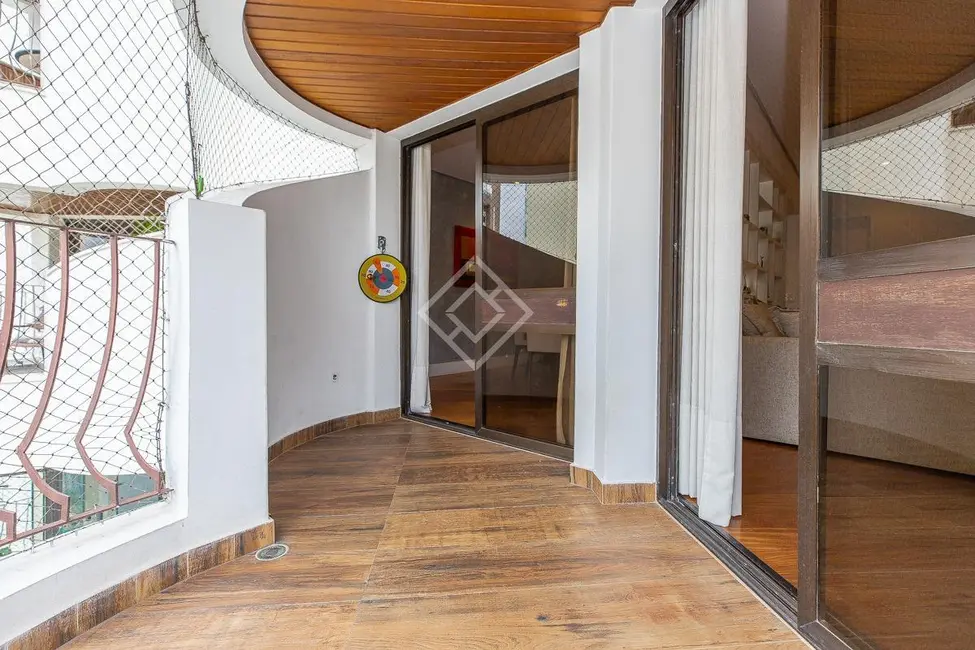 Apartamento com 3 quartos à venda, 146m2 em Moema, São Paulo - SP - imagem 9 Foto 9 de Apartamento com 3 quartos à venda, 146m2 em Moema, São Paulo - SP