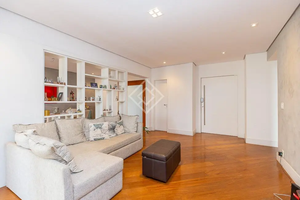 Apartamento com 3 quartos à venda, 146m2 em Moema, São Paulo - SP - imagem 6 Foto 6 de Apartamento com 3 quartos à venda, 146m2 em Moema, São Paulo - SP