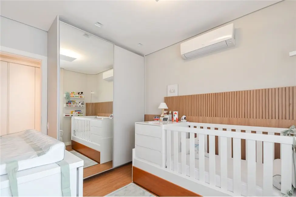 Apartamento com 3 quartos à venda, 177m2 em Perdizes, São Paulo - SP - imagem 8 Foto 8 de Apartamento com 3 quartos à venda, 177m2 em Perdizes, São Paulo - SP