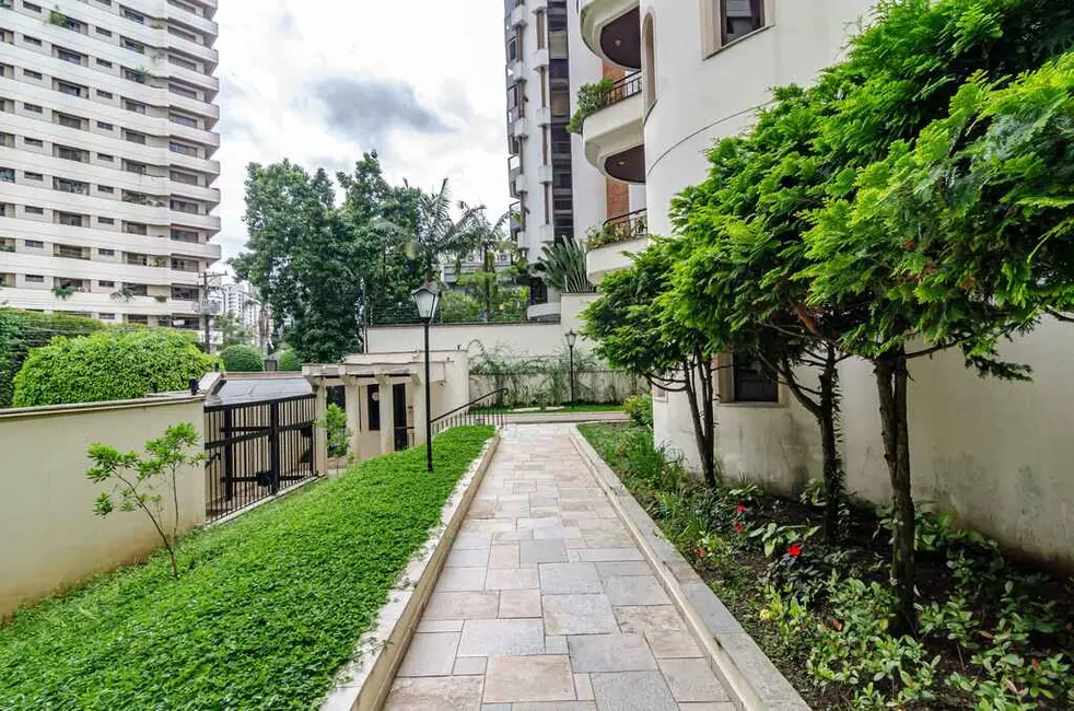 Foto 6 de Apartamento com 4 quartos à venda, 176m2 em Tatuapé, São Paulo - SP