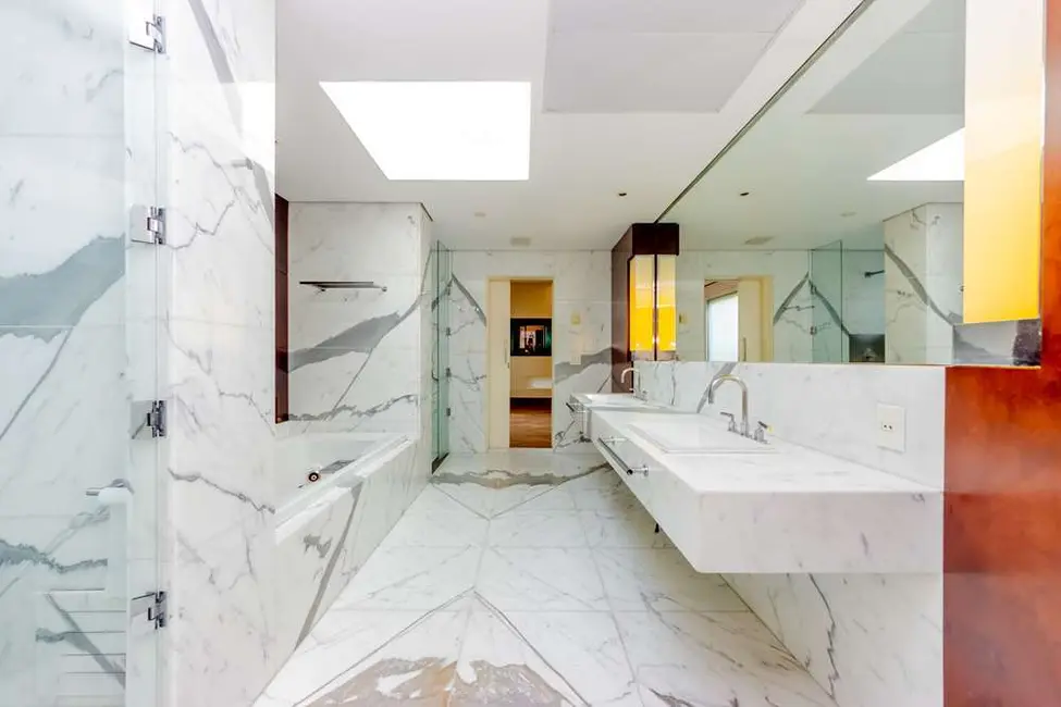 Casa com 4 quartos à venda, 972m2 em Granja Julieta, São Paulo - SP - imagem 3 Foto 3 de Casa com 4 quartos à venda, 972m2 em Granja Julieta, São Paulo - SP