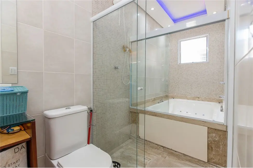 Foto 8 de Casa com 4 quartos à venda, 131m2 em Jardim Aeroporto, São Paulo - SP