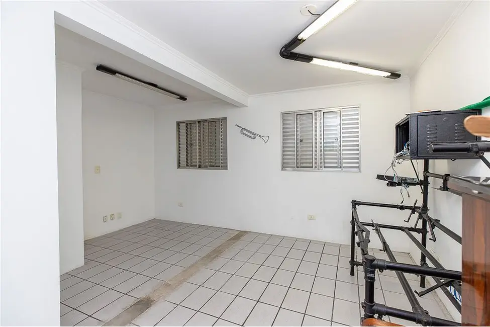 Casa com 2 quartos à venda, 136m2 em Jardim Aeroporto, São Paulo - SP - imagem 3 Foto 3 de Casa com 2 quartos à venda, 136m2 em Jardim Aeroporto, São Paulo - SP