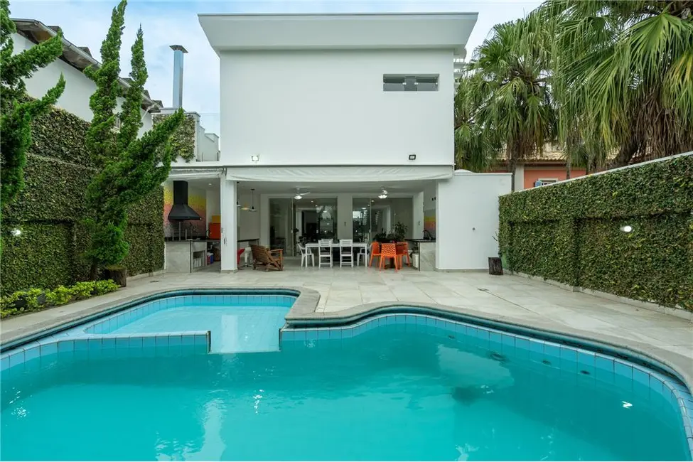 Foto 1 de Casa com 7 quartos à venda, 800m2 em Jardim Leonor, São Paulo - SP