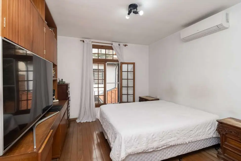 Casa com 6 quartos à venda, 277m2 em Chácara Santo Antônio (Zona Sul), São Paulo - SP - imagem 7 Foto 7 de Casa com 6 quartos à venda, 277m2 em Chácara Santo Antônio (Zona Sul), São Paulo - SP