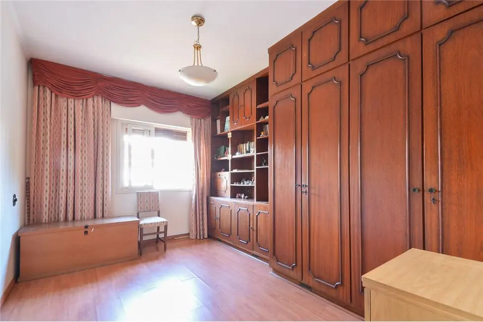 Foto 7 de Casa com 3 quartos à venda, 240m2 em Vila Monumento, São Paulo - SP