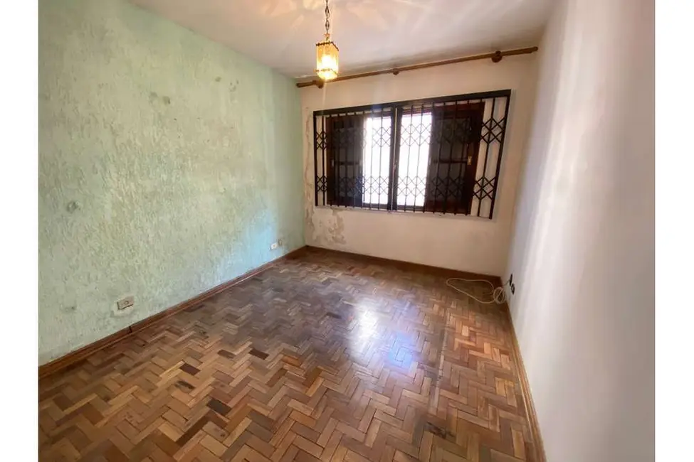 Foto 5 de Casa com 3 quartos à venda, 250m2 em Jardim Piqueroby, São Paulo - SP