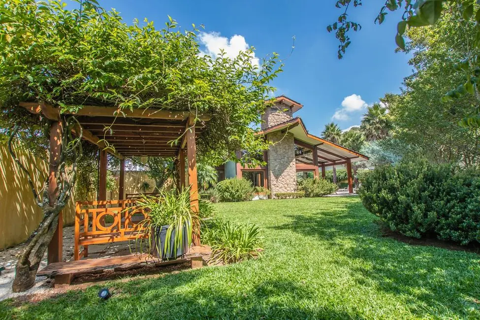 Foto 2 de Casa com 3 quartos à venda, 720m2 em Parque dos Príncipes, São Paulo - SP