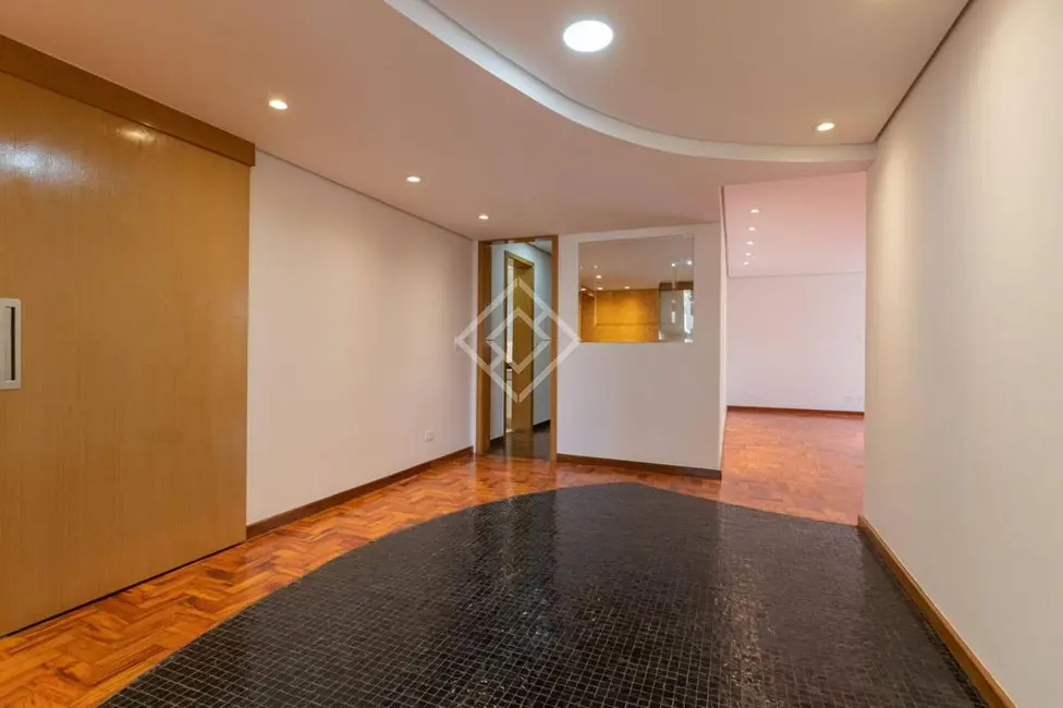 Foto 3 de Apartamento com 3 quartos à venda, 125m2 em Cerqueira César, São Paulo - SP