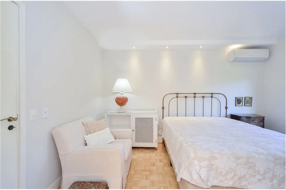 Apartamento com 2 quartos à venda, 121m2 em Morumbi, São Paulo - SP - imagem 3 Foto 3 de Apartamento com 2 quartos à venda, 121m2 em Morumbi, São Paulo - SP