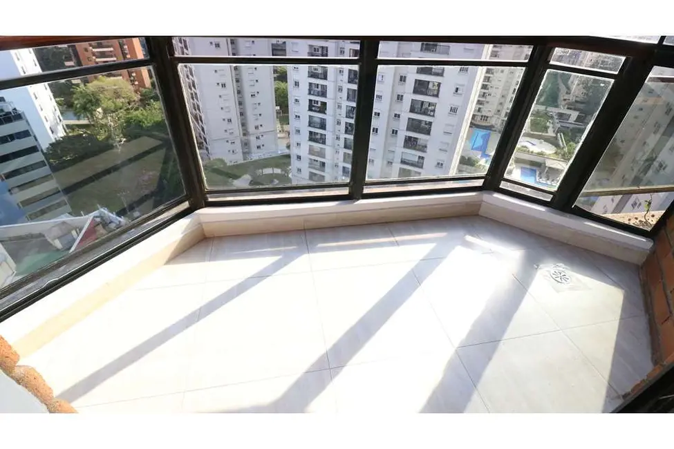 Foto 9 de Apartamento com 4 quartos à venda, 195m2 em Jardim Parque Morumbi, São Paulo - SP