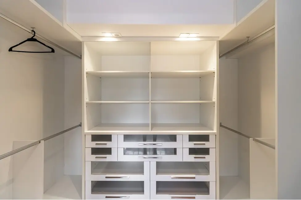 Apartamento com 3 quartos à venda, 170m2 em Real Parque, São Paulo - SP - imagem 6 Foto 6 de Apartamento com 3 quartos à venda, 170m2 em Real Parque, São Paulo - SP