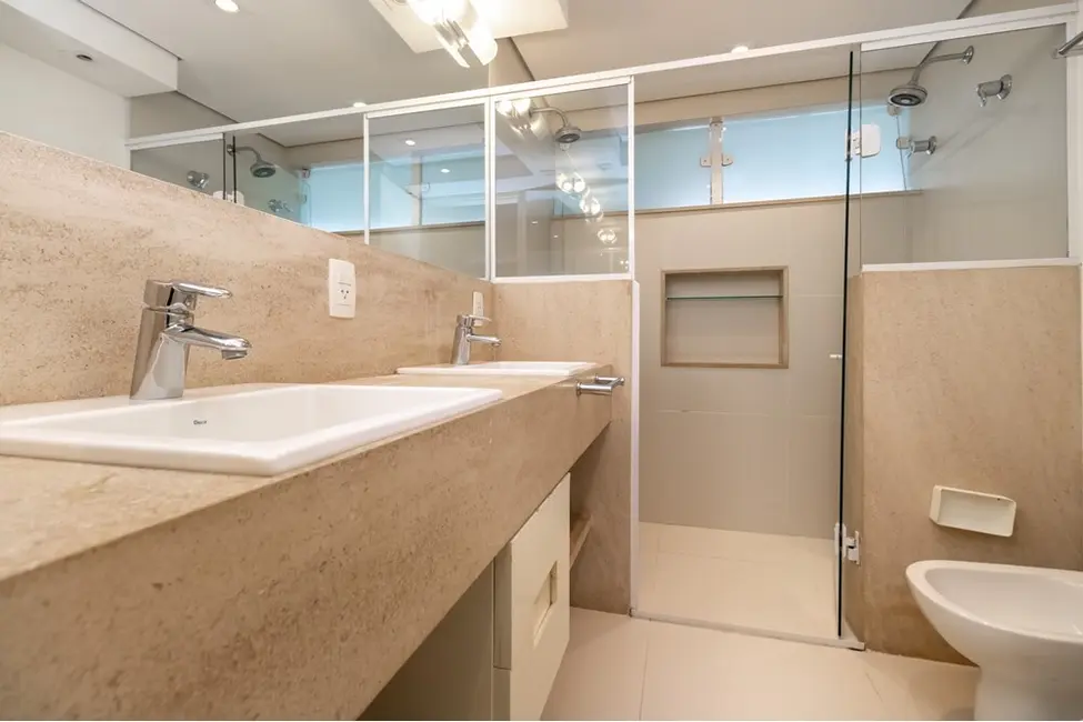 Apartamento com 3 quartos à venda, 170m2 em Real Parque, São Paulo - SP - imagem 3 Foto 3 de Apartamento com 3 quartos à venda, 170m2 em Real Parque, São Paulo - SP