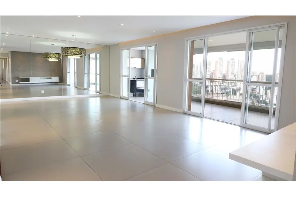 Apartamento com 4 quartos à venda, 223m2 em Vila Andrade, São Paulo - SP - imagem 1 Foto 1 de Apartamento com 4 quartos à venda, 223m2 em Vila Andrade, São Paulo - SP