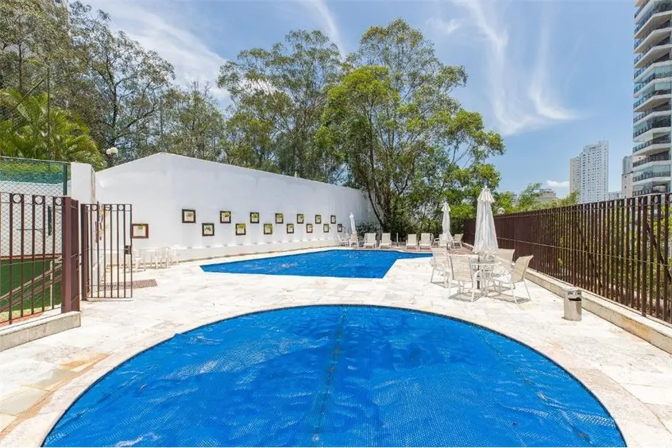 Apartamento com 3 quartos à venda, 175m2 em Vila Andrade, São Paulo - SP - imagem 8 Foto 8 de Apartamento com 3 quartos à venda, 175m2 em Vila Andrade, São Paulo - SP