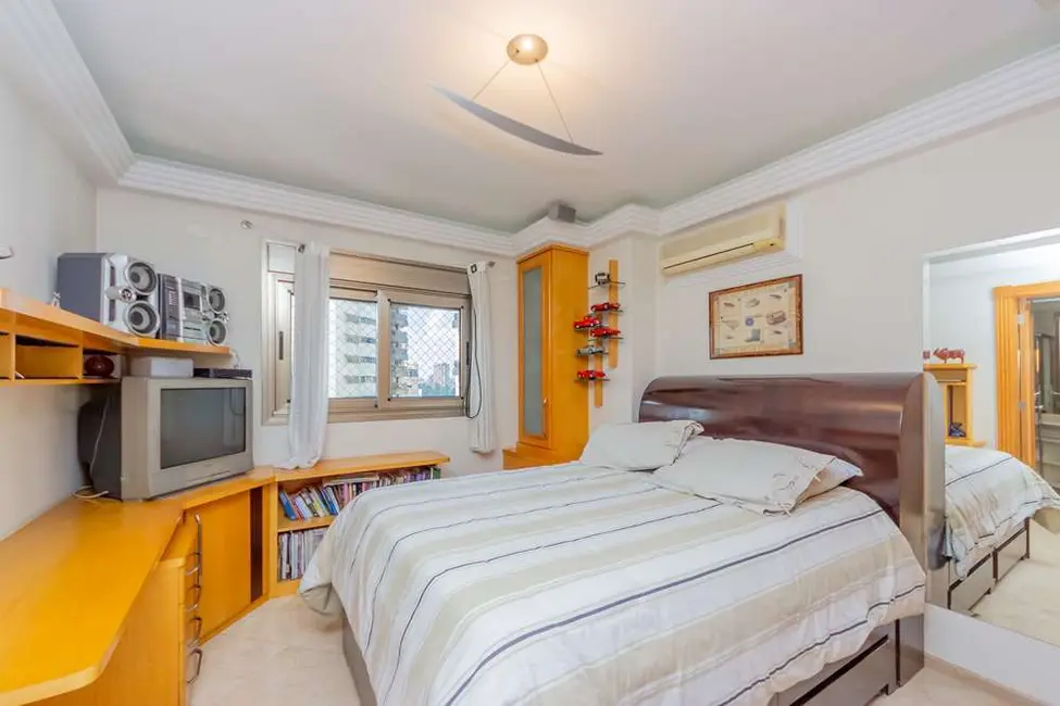 Foto 2 de Apartamento com 4 quartos à venda, 228m2 em Vila Andrade, São Paulo - SP