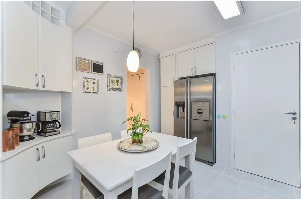 Foto 6 de Apartamento com 3 quartos à venda, 189m2 em Vila Suzana, São Paulo - SP