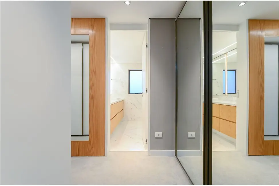 Apartamento com 3 quartos à venda, 171m2 em Moema, São Paulo - SP - imagem 8 Foto 8 de Apartamento com 3 quartos à venda, 171m2 em Moema, São Paulo - SP