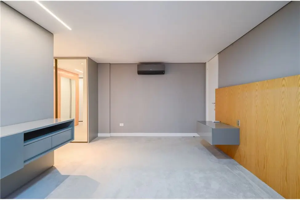 Apartamento com 3 quartos à venda, 171m2 em Moema, São Paulo - SP - imagem 4 Foto 4 de Apartamento com 3 quartos à venda, 171m2 em Moema, São Paulo - SP