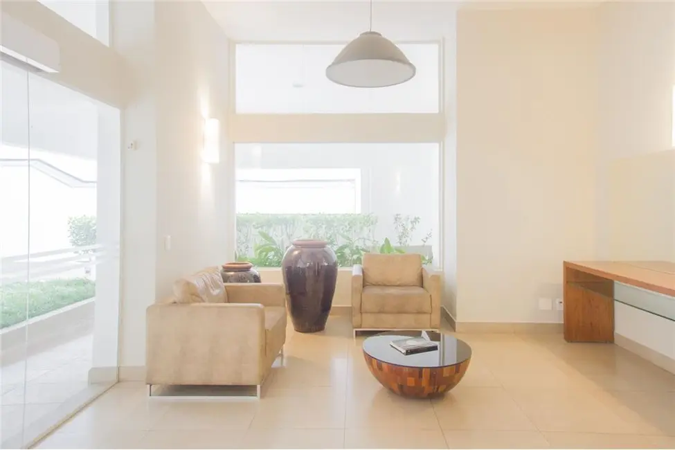 Apartamento com 2 quartos à venda, 69m2 em Moema, São Paulo - SP - imagem 4 Foto 4 de Apartamento com 2 quartos à venda, 69m2 em Moema, São Paulo - SP