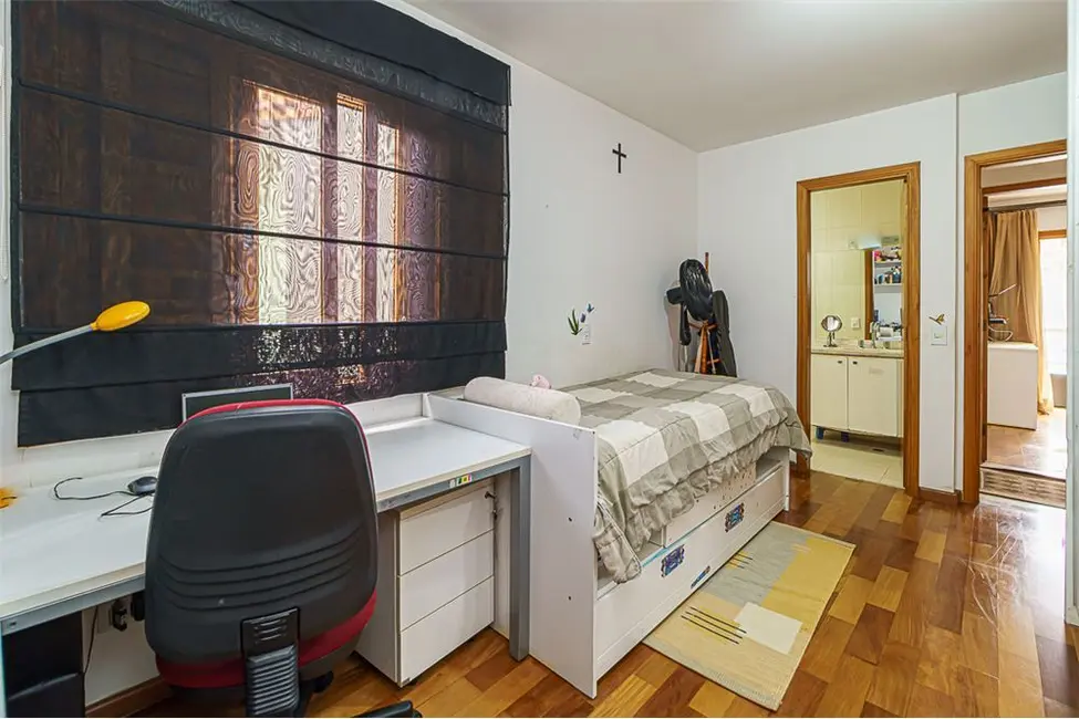 Foto 4 de Casa com 4 quartos à venda, 142m2 em Jardim Londrina, São Paulo - SP