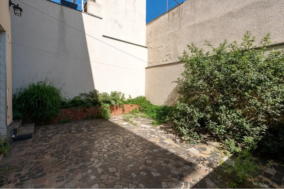 Casa com 3 quartos à venda, 140m2 em Planalto Paulista, São Paulo - SP - imagem 2 Foto 2 de Casa com 3 quartos à venda, 140m2 em Planalto Paulista, São Paulo - SP