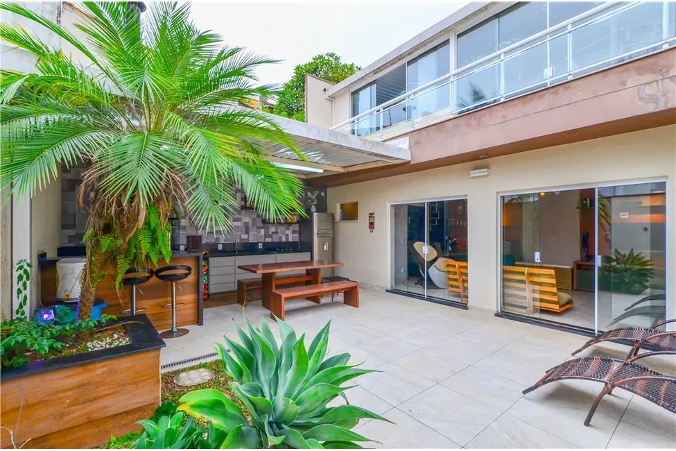 Foto 1 de Casa com 3 quartos à venda, 259m2 em Vila Mariana, São Paulo - SP