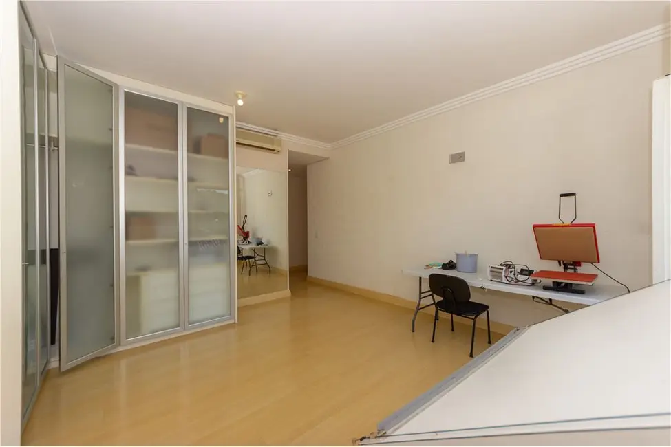 Foto 9 de Casa com 4 quartos à venda, 700m2 em Jardim Guedala, São Paulo - SP