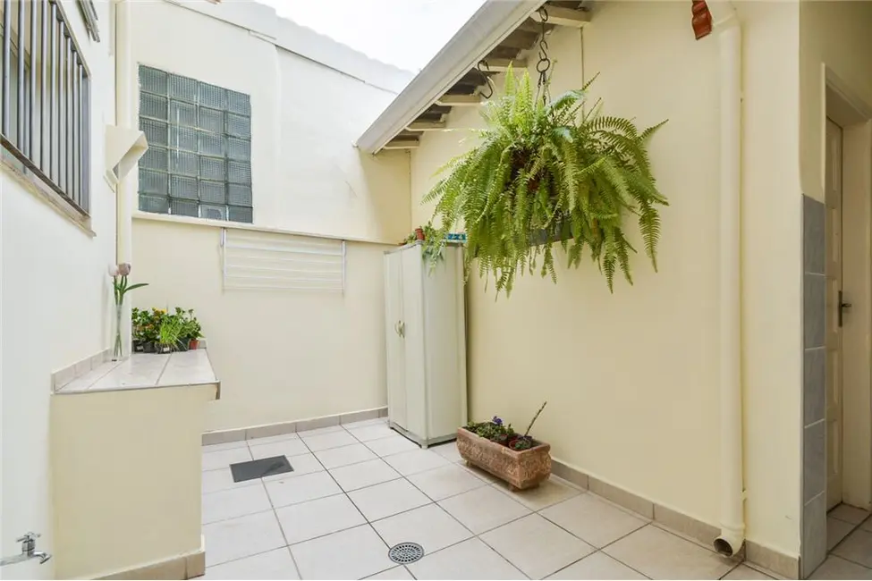 Foto 2 de Casa com 3 quartos à venda, 100m2 em Vila Romana, São Paulo - SP