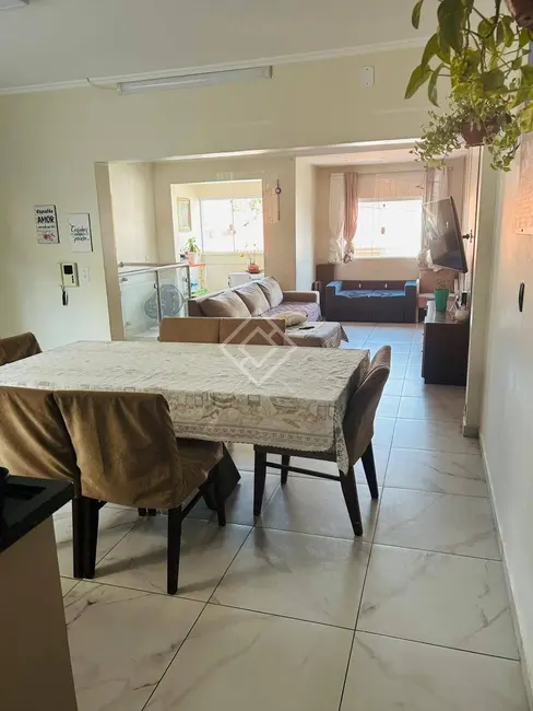 Foto 4 de Casa com 2 quartos à venda, 150m2 em Jardim Saira, Sorocaba - SP