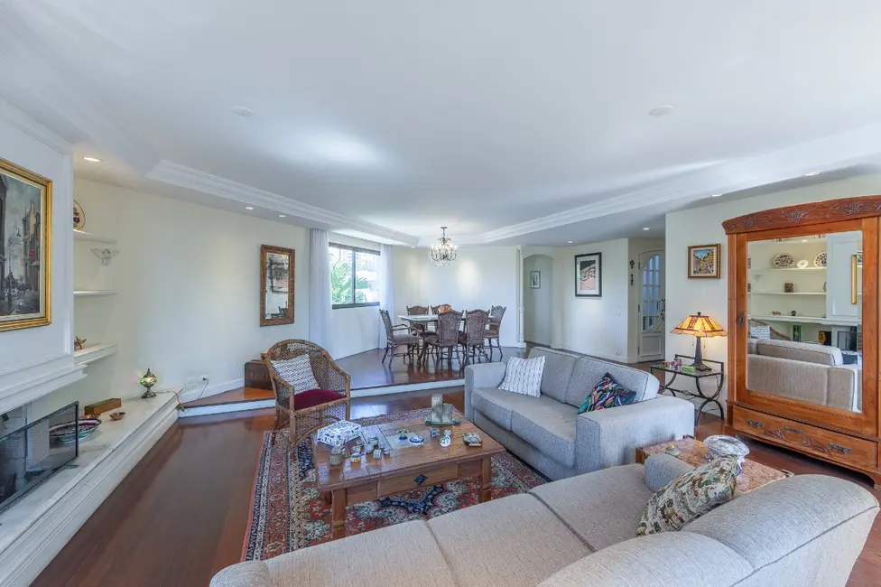 Foto 4 de Apartamento com 4 quartos à venda, 221m2 em Campo Belo, São Paulo - SP