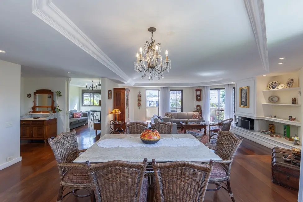 Apartamento com 4 quartos para alugar, 221m2 em Campo Belo, São Paulo - SP - imagem 1 Foto 1 de Apartamento com 4 quartos para alugar, 221m2 em Campo Belo, São Paulo - SP