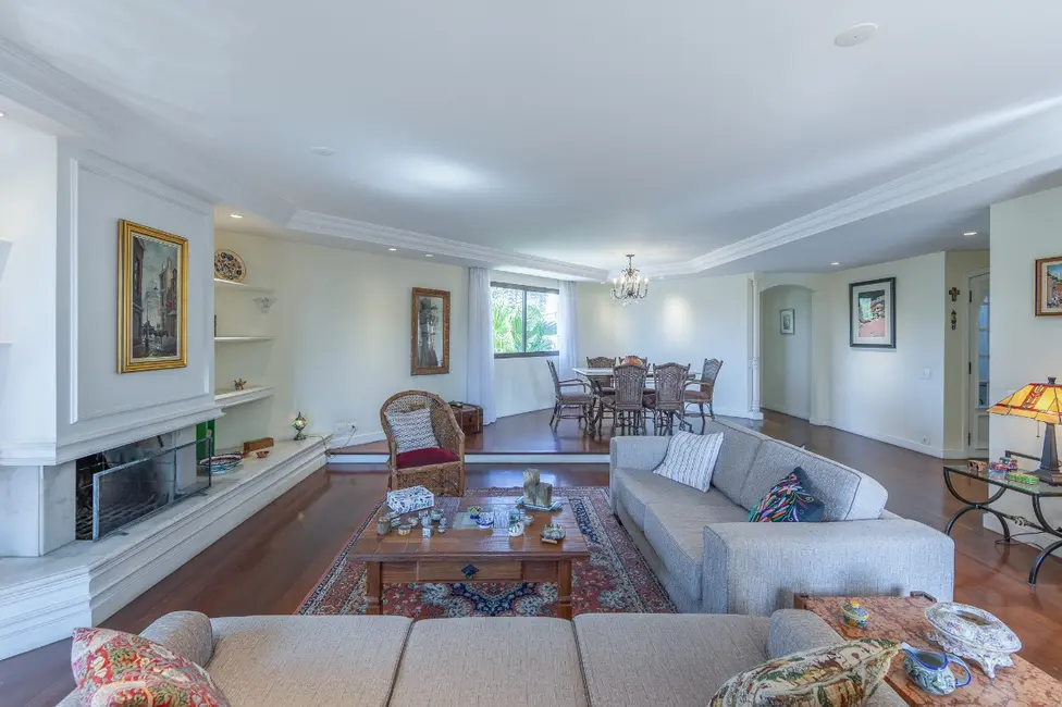 Apartamento com 4 quartos para alugar, 221m2 em Campo Belo, São Paulo - SP - imagem 5 Foto 5 de Apartamento com 4 quartos para alugar, 221m2 em Campo Belo, São Paulo - SP