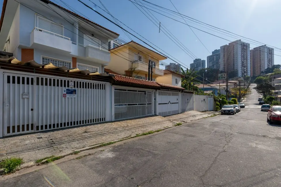 Sobrado com 3 quartos à venda, 119m2 em Vila Morse, São Paulo - SP - imagem 2 Foto 2 de Sobrado com 3 quartos à venda, 119m2 em Vila Morse, São Paulo - SP