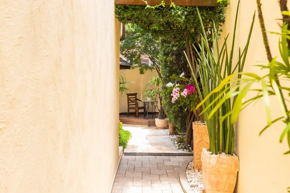 Foto 7 de Casa com 4 quartos à venda, 420m2 em Jardim das Bandeiras, São Paulo - SP