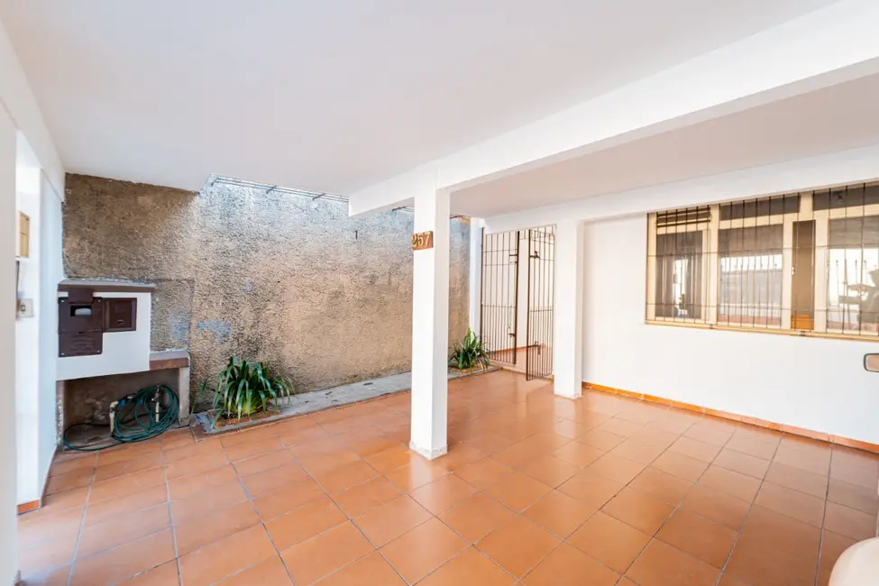 Foto 1 de Casa com 3 quartos à venda, 260m2 em Vila Marari, São Paulo - SP