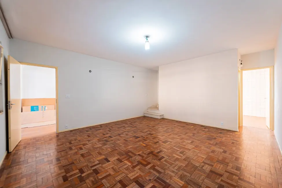 Foto 3 de Casa com 3 quartos à venda, 260m2 em Vila Marari, São Paulo - SP