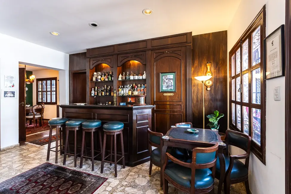 Casa com 3 quartos à venda, 250m2 em Sumaré, São Paulo - SP - imagem 5 Foto 5 de Casa com 3 quartos à venda, 250m2 em Sumaré, São Paulo - SP