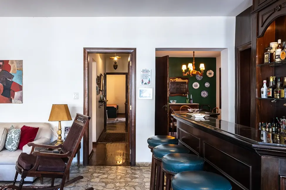 Casa com 3 quartos à venda, 250m2 em Sumaré, São Paulo - SP - imagem 4 Foto 4 de Casa com 3 quartos à venda, 250m2 em Sumaré, São Paulo - SP