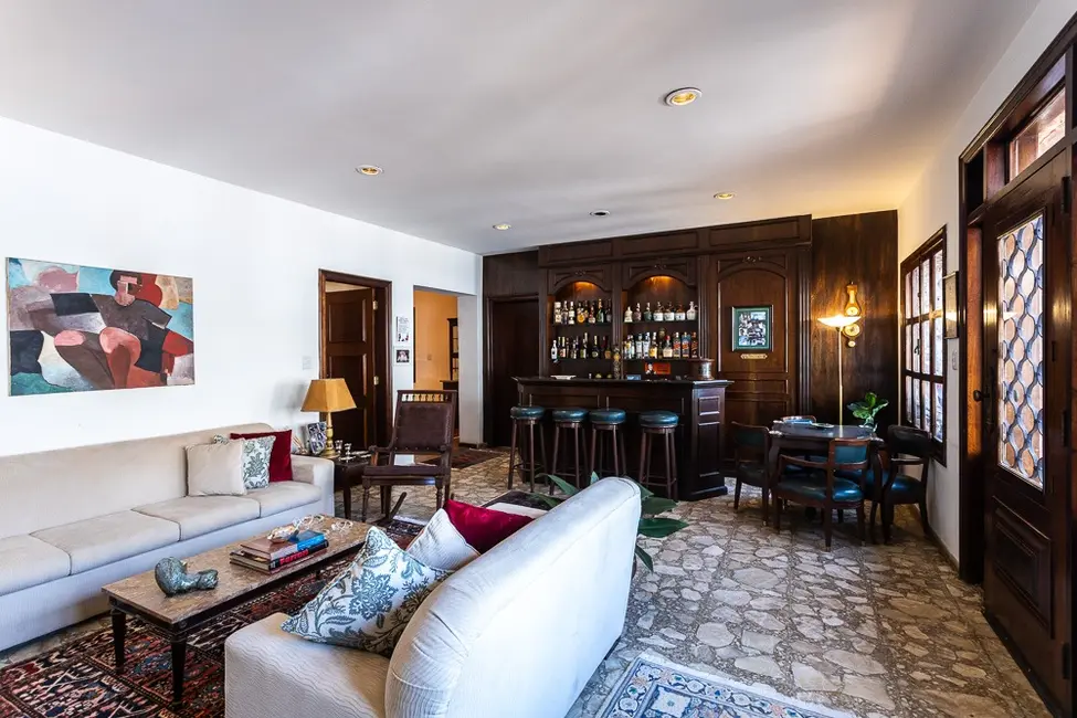 Casa com 3 quartos à venda, 250m2 em Sumaré, São Paulo - SP - imagem 6 Foto 6 de Casa com 3 quartos à venda, 250m2 em Sumaré, São Paulo - SP