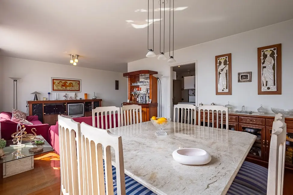 Apartamento com 3 quartos à venda, 121m2 em Indianópolis, São Paulo - SP - imagem 4 Foto 4 de Apartamento com 3 quartos à venda, 121m2 em Indianópolis, São Paulo - SP