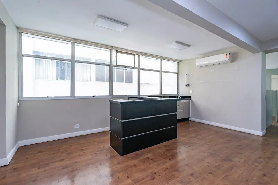 Foto 2 de Sala Comercial à venda, 66m2 em Cerqueira César, São Paulo - SP